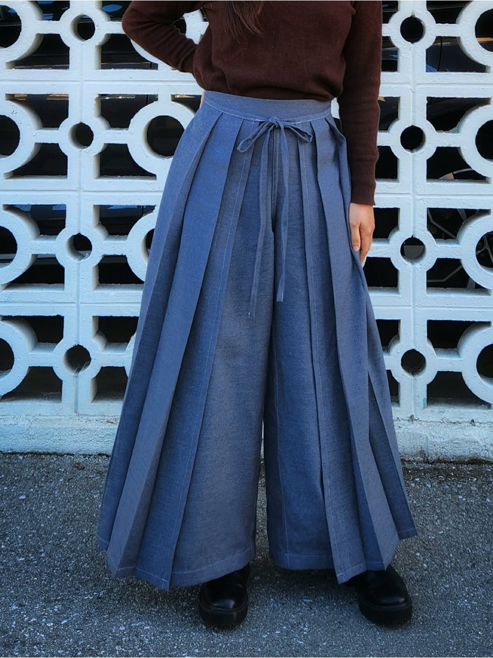 Wool suiting pleated wrap pants S